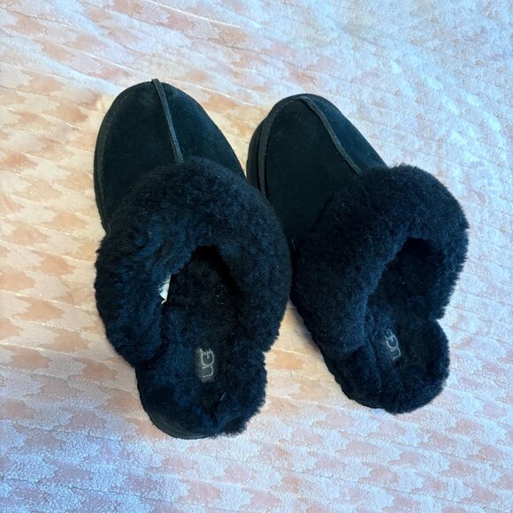 UGG Platform Disquette Slippers - Picture 10 of 11